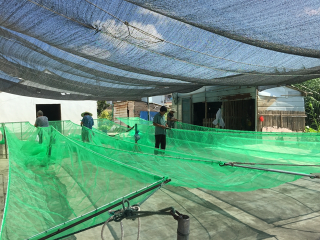 启东市新东网具加工厂_鳗渔网